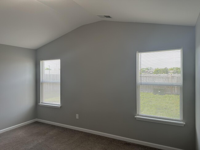 Building Photo - 2605 Hailey Rose Way
