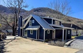 Building Photo - 151 Timpson Cove Rd