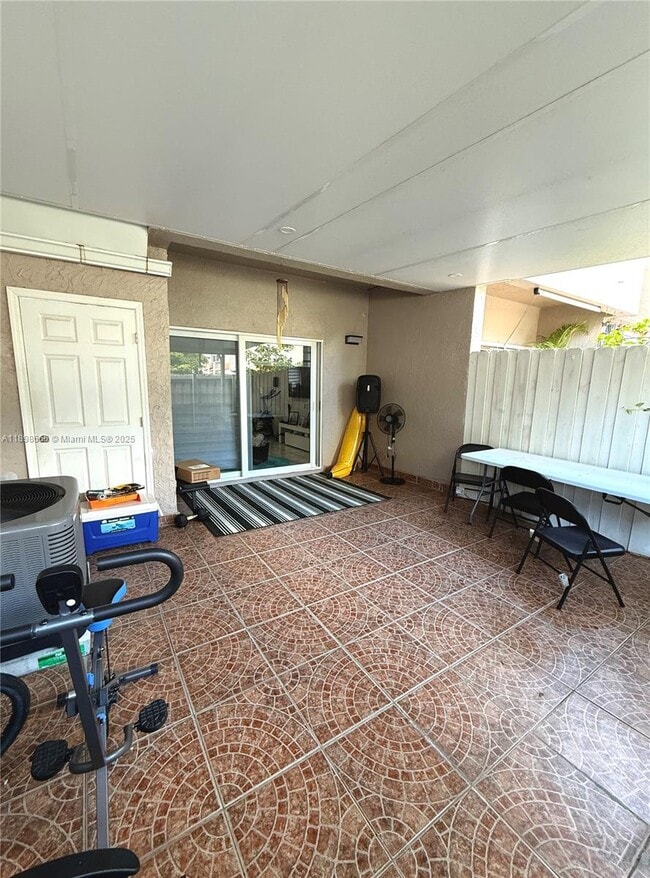 Building Photo - 6489 SW 129th Ave