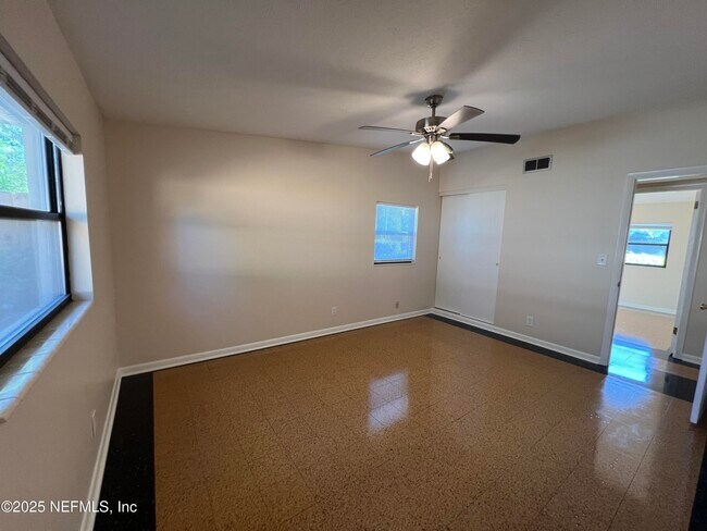 Building Photo - 11356 Renne Dr