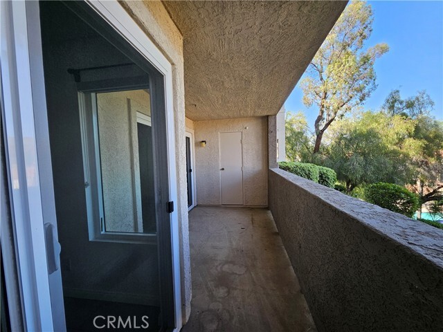 Building Photo - 1015 La Terraza Cir