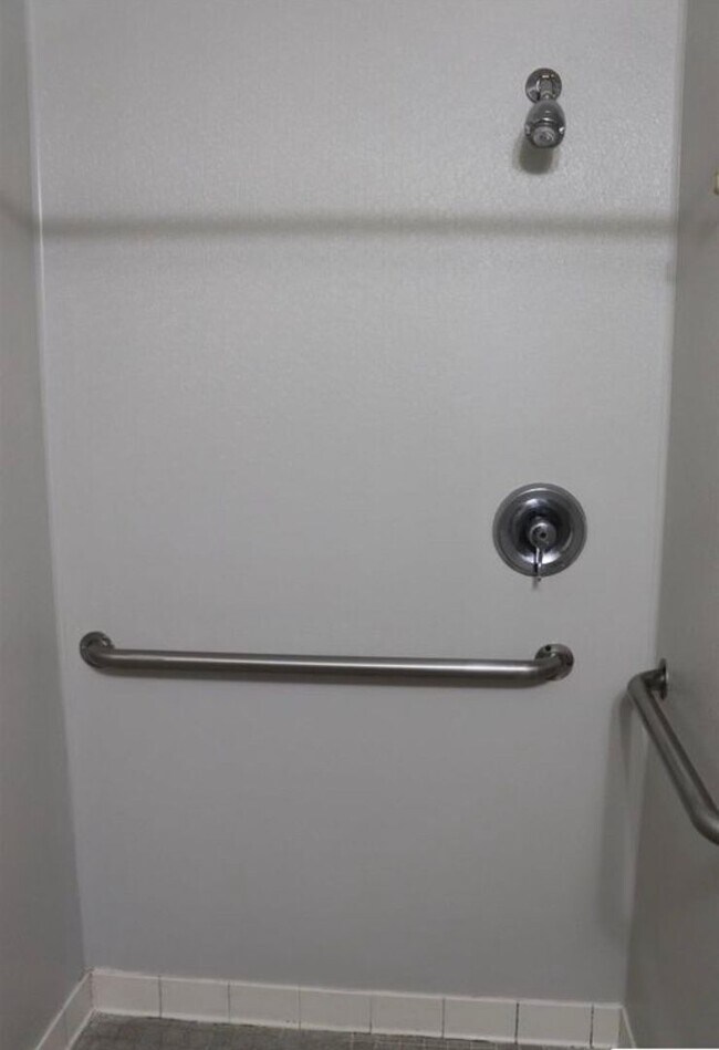 Building Photo - 1535 N 32nd St