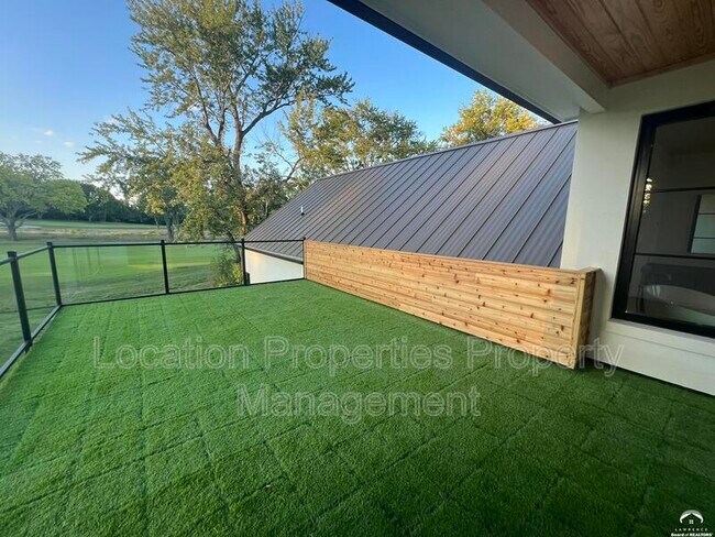 Building Photo - 1840 Quail Creek Dr