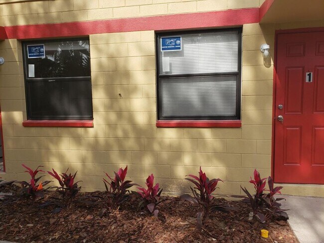Building Photo - 706 S Martin Luther King Blvd A3