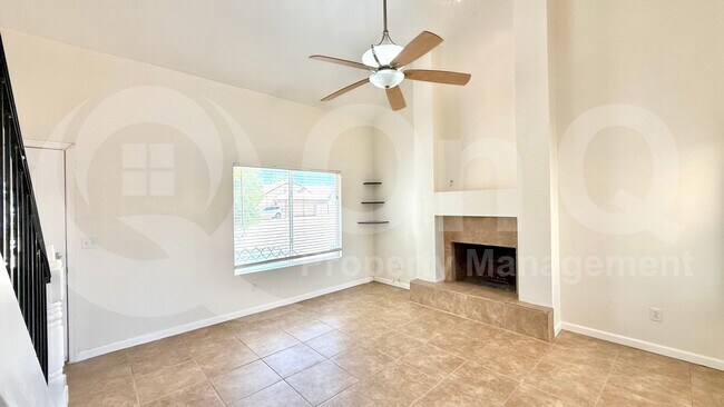 Building Photo - 3249 N Ash Cir