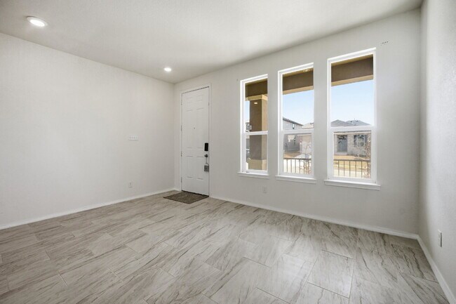 Building Photo - 9305 Devils River