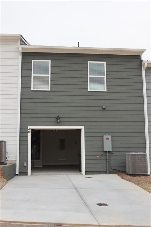 Building Photo - 481 Crown Dr