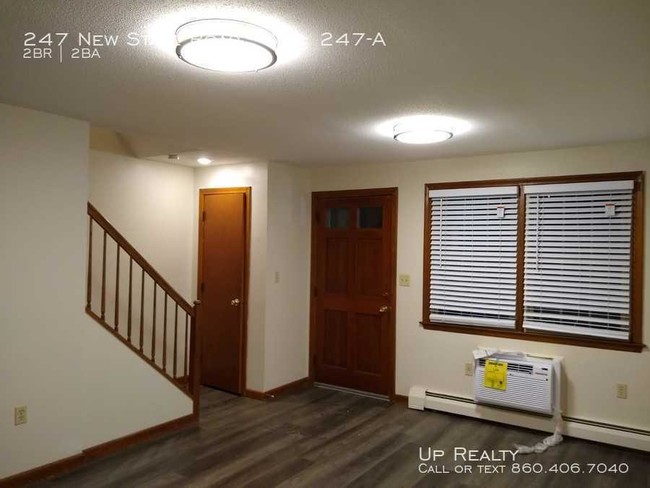 Building Photo - 2 bedroom in Manchester CT 06042