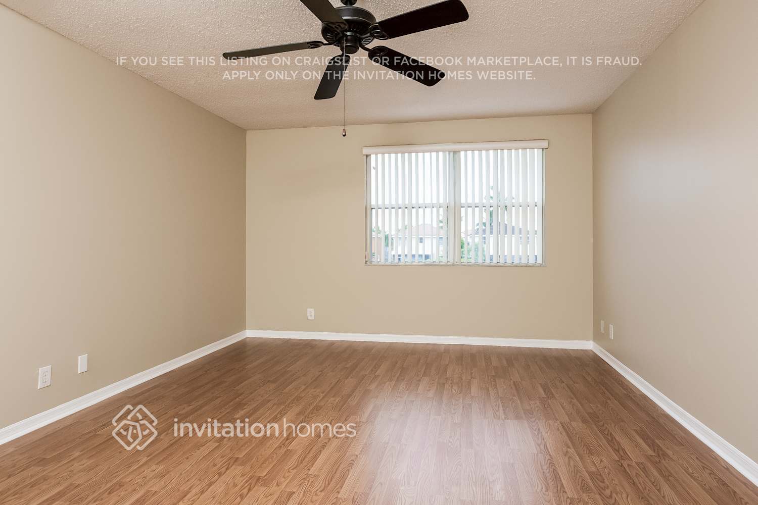 Building Photo - 7521 Santa Monica Dr