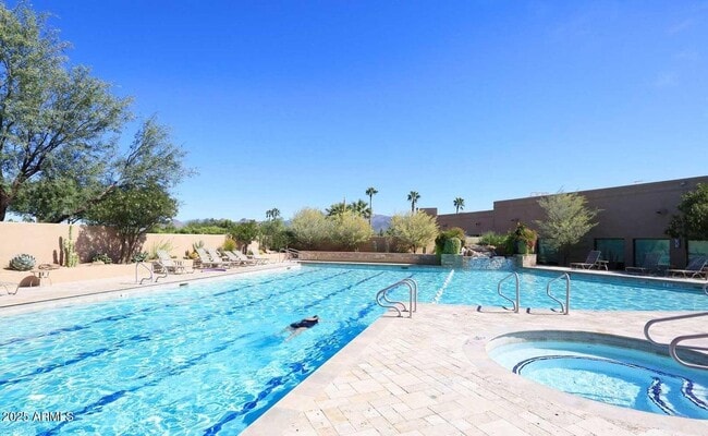 Building Photo - 25409 N Quail Haven Dr