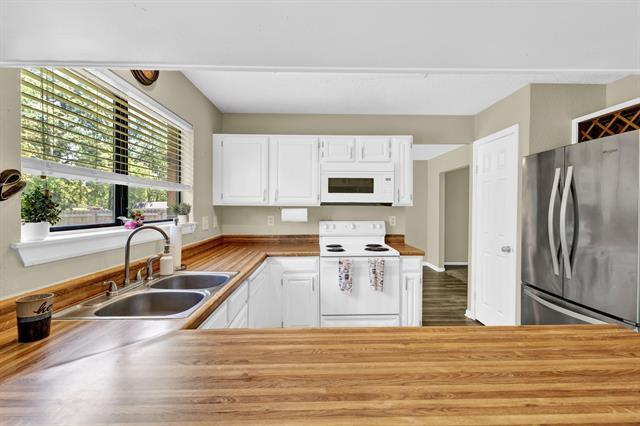 Building Photo - 308 Mack Dr