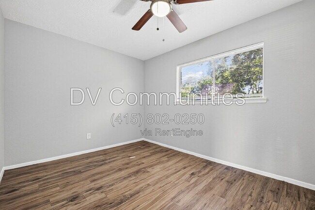 Building Photo - 15331 Campden Hill Rd