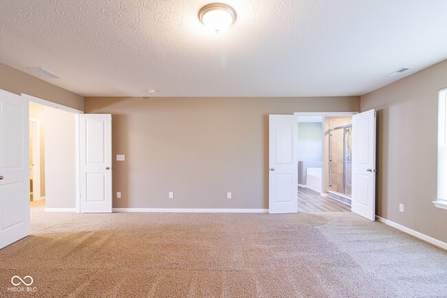 Building Photo - 6610 Aberdeen Dr