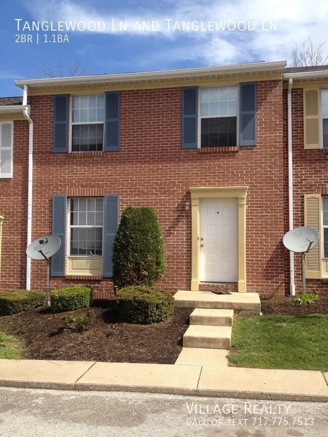 Primary Photo - 446 Tanglewood Ln