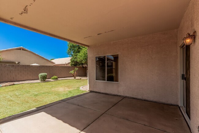 Building Photo - Newly Renovated 3-Bedroom Home in Gilbert