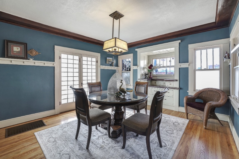 Building Photo - 2901 Grant Ave