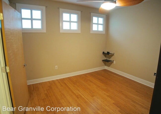 Building Photo - 118 W Marshall St