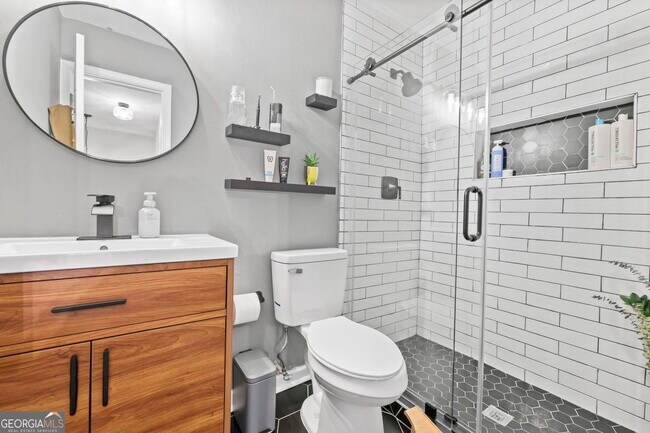 Building Photo - 3133 Buford Hwy NE