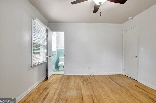 Building Photo - 500 Circle Dr