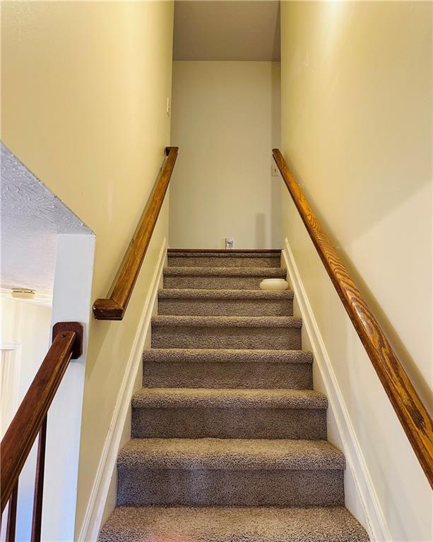 Building Photo - 1140 Taylor Oaks Dr