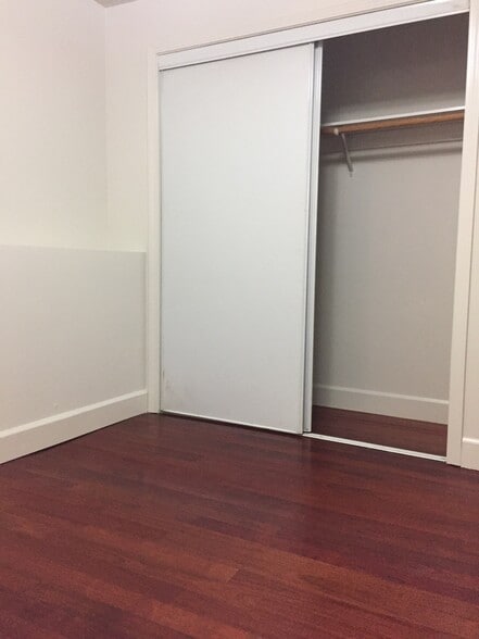 Building Photo - 369 Winchester St