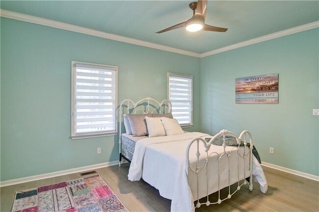 Building Photo - 4060 Merritt Dr