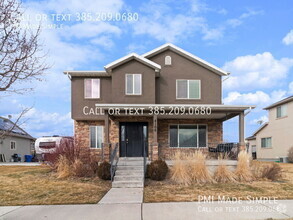 Building Photo - Spacious 5-Bedroom Home in Cedar Hills wit...