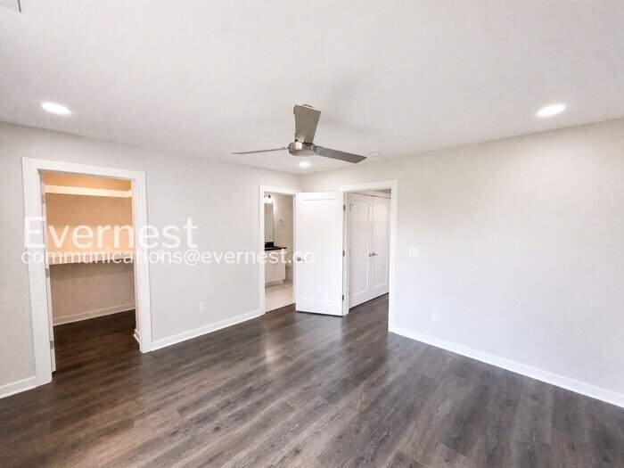 Building Photo - 614 Mason Ward Pl