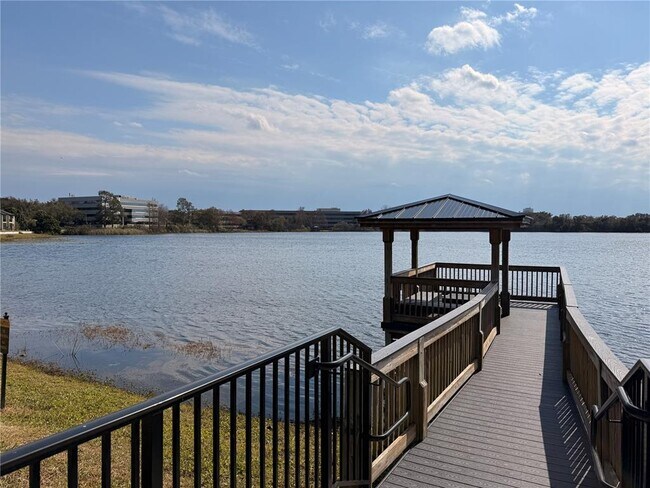 Building Photo - 920 N Lake Destiny Rd