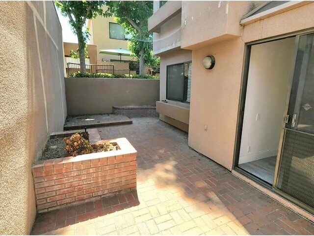 Building Photo - 25761 Le Parc