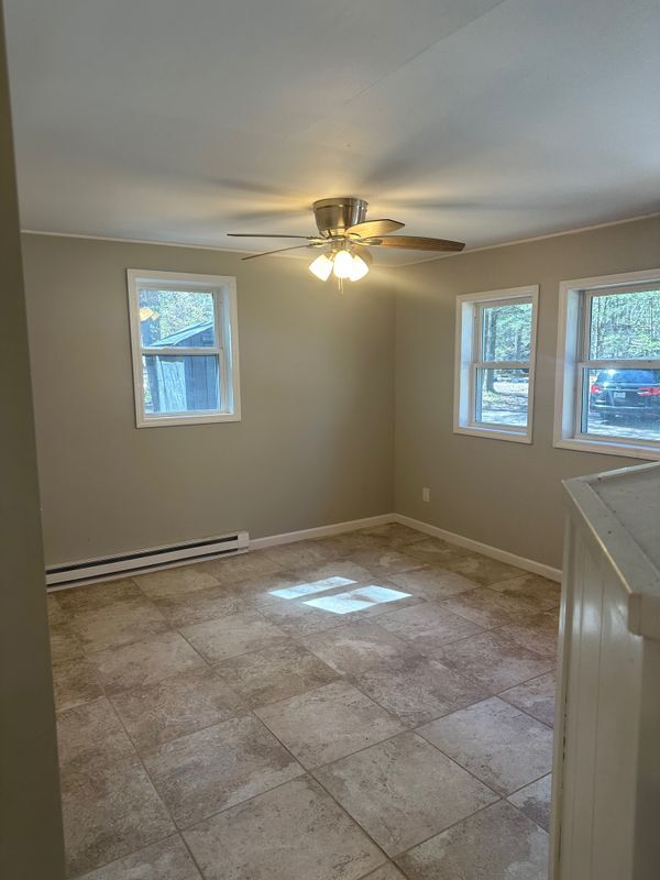 Building Photo - 49 Lowerre Ln