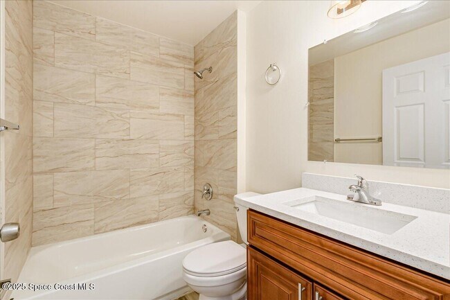 Building Photo - 6651 Fawn Ridge Dr