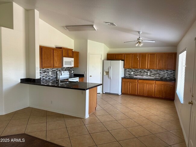 Building Photo - 2213 S Tucana Ln