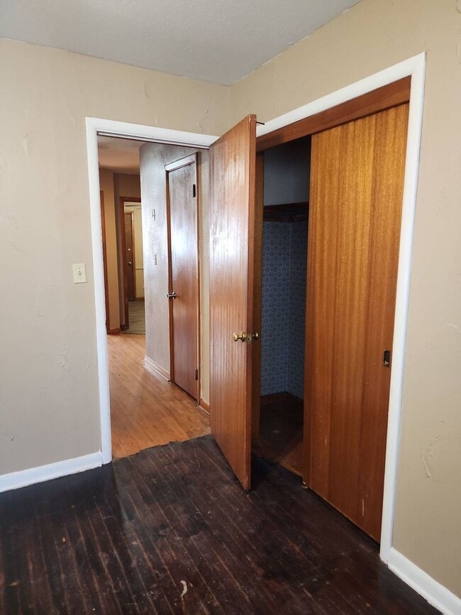 Building Photo - 2 Bed 1.5 Bath in OKC!