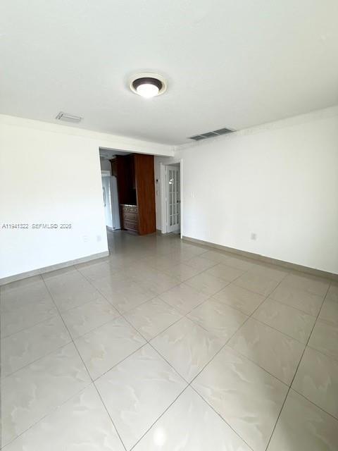 Building Photo - 4871 SW 24th Ave