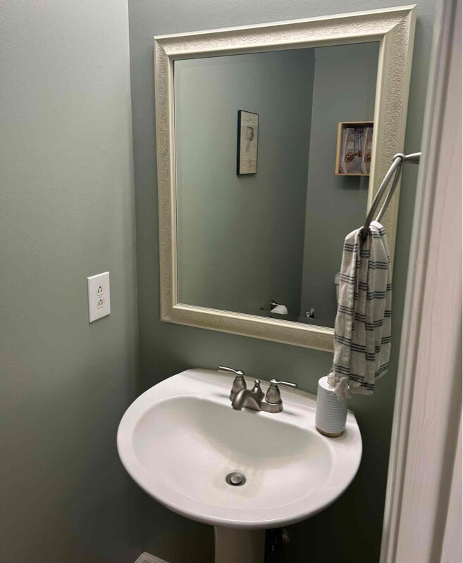 Building Photo - 4112 Meadowgreen Dr