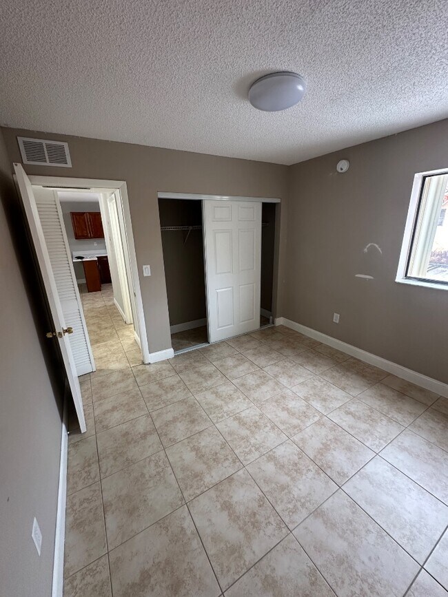 Building Photo - 2780 W 62nd St