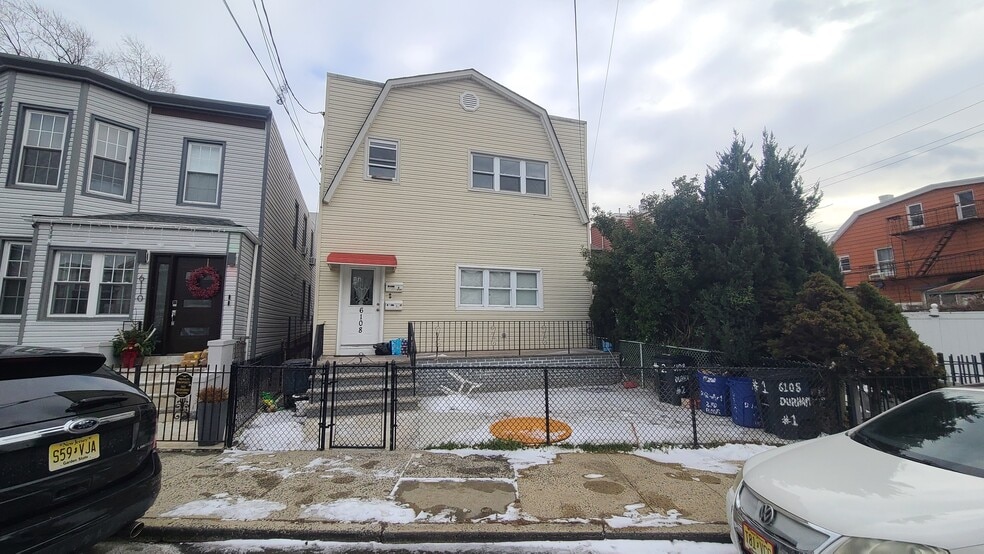 Building Photo - 6108 Durham Ave