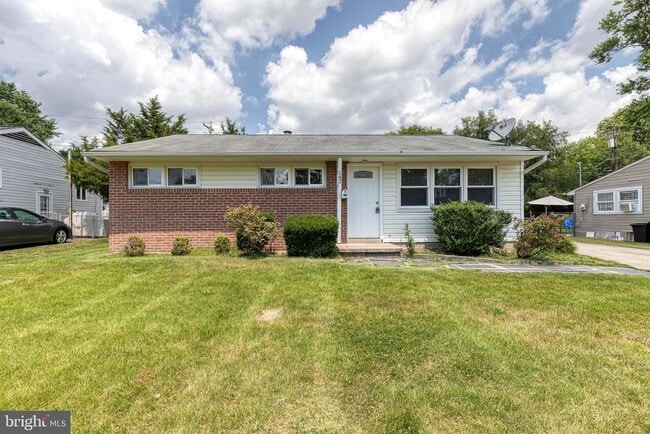 Building Photo - 142 Alview Terrace