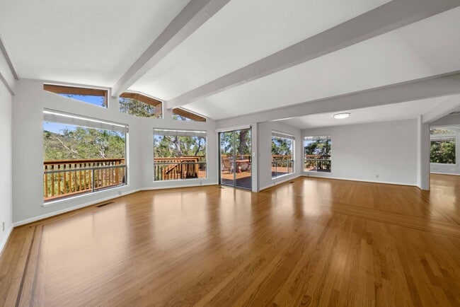 Building Photo - 7175 Red Holly Ct