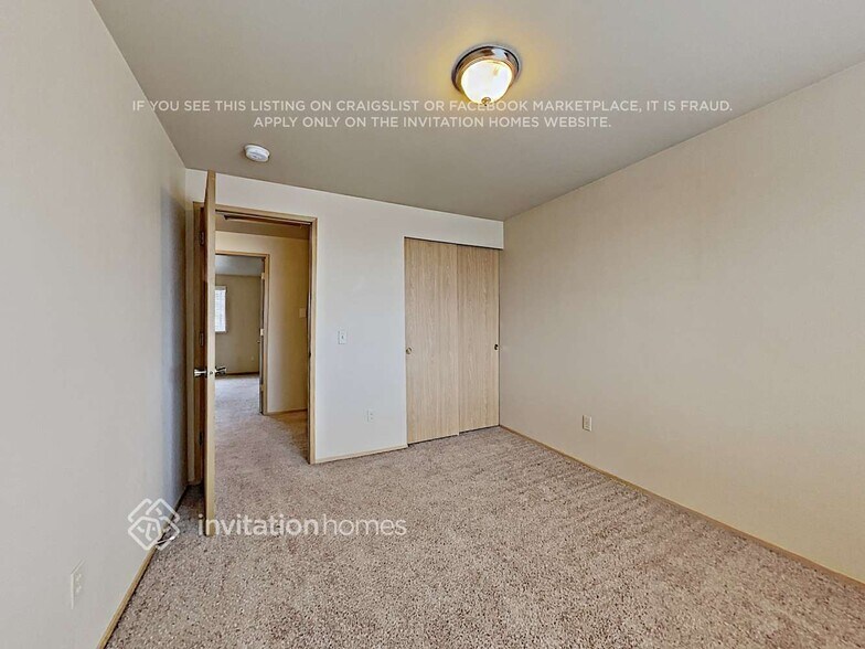 Building Photo - 5125 69th Ave NE