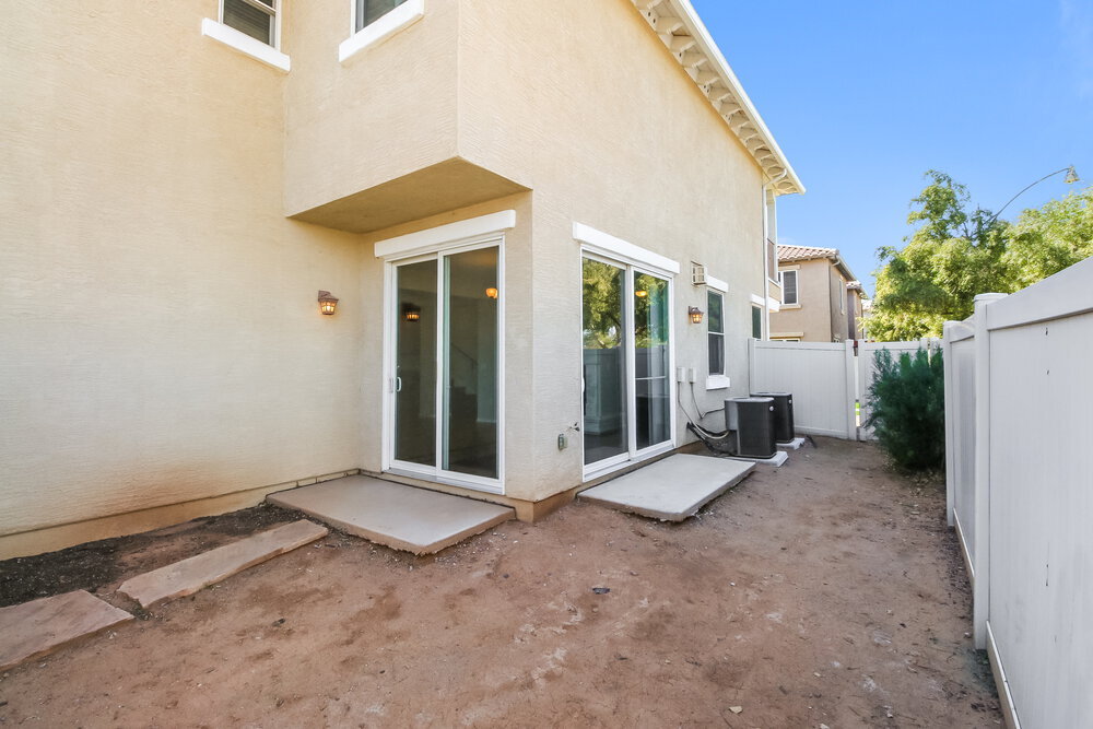 Building Photo - 820 S Adam Way