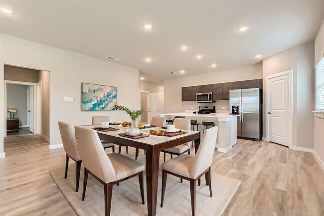 Building Photo - 4145 Sarno Dr