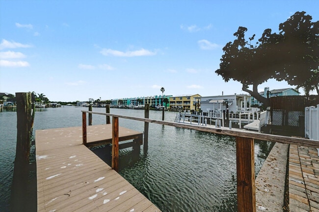 Building Photo - 711 E Gulf Blvd