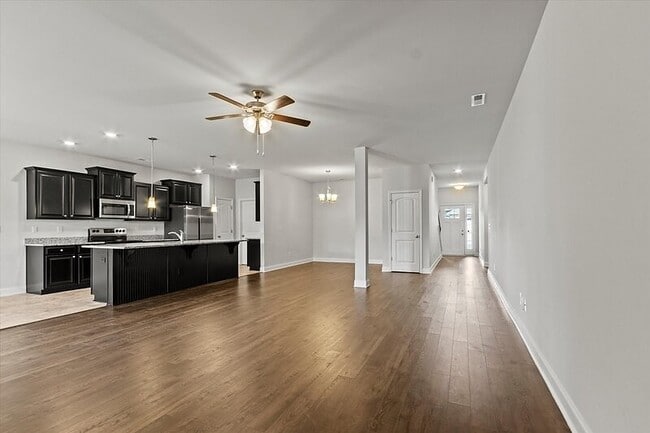 Building Photo - 292 Abercorn Dr