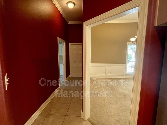 Building Photo - 979 Watersview Dr