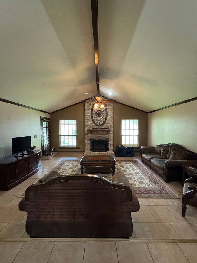 Building Photo - Rental Property