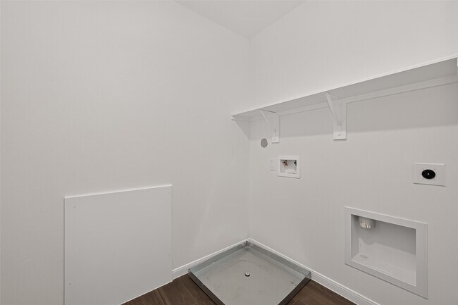 Building Photo - 338 Shady Cedar Hl Ln