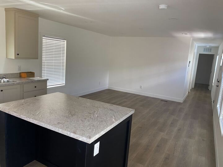 Building Photo - 2060 N Center St