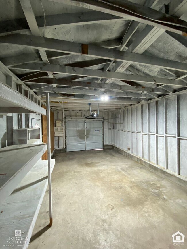 Building Photo - Charming  2BD/2BA Home in Sonoma